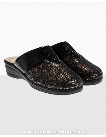 TECNICA ASIA di EXTRO STYLE